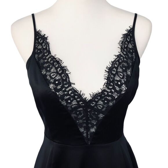 NBD Black Deep V-Neck Sexy Mini‎ Cocktail Slip Dress w Pockets NWT Size S - Picture 2 of 9